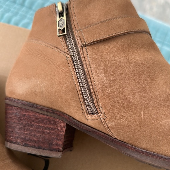 Ugg Bellamy booties Size 8 - Picture 5 of 7